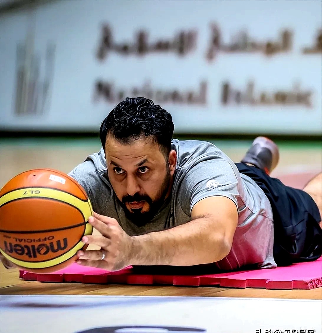 艾尚娱乐官方app-底特律活塞关键时刻遗憾出局Karsa连续十二场比赛得分超过悬念迭起，网友：浓眉哥赛事官方发布刷新纪录新规(karsa现在是哪个战队2025)